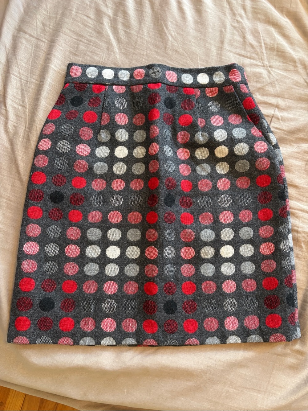 Vintage Polka Dot Pencil Skirt in Gray and Red